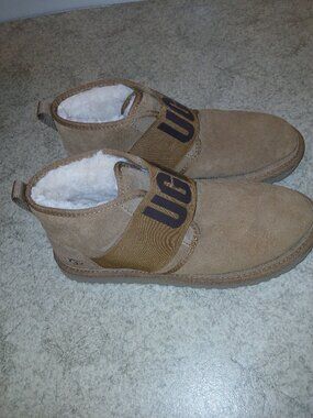 UGG Mens Chestnut Brown Chukka Boots / Graphic Elastic Band / sz 10 M